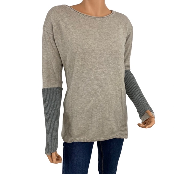 Athleta Sweaters - Athleta 100% Merino Wool Nopa Taupe & Gray Colorblock Sweater - Medium